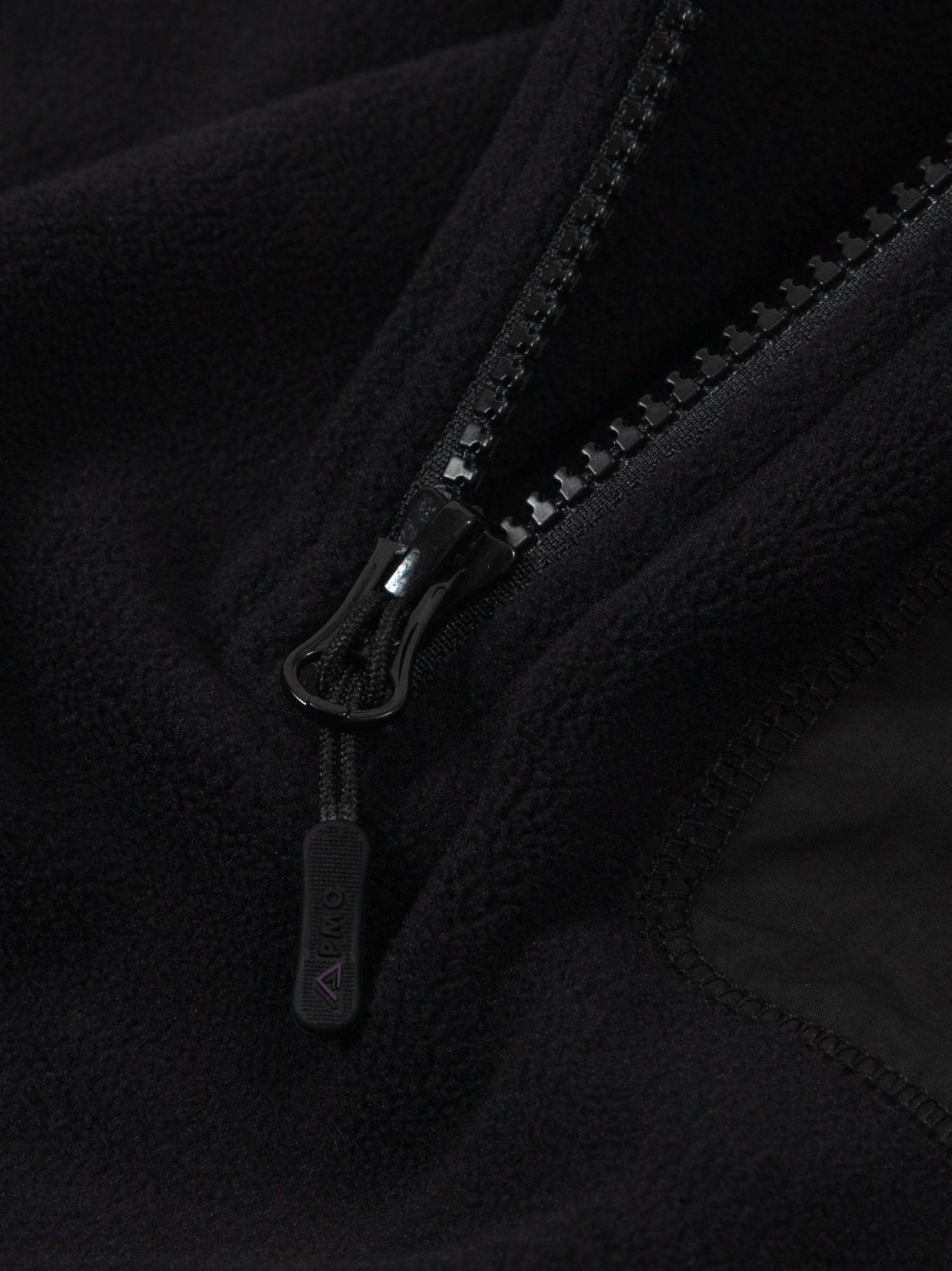 Micro fleece Over the head black