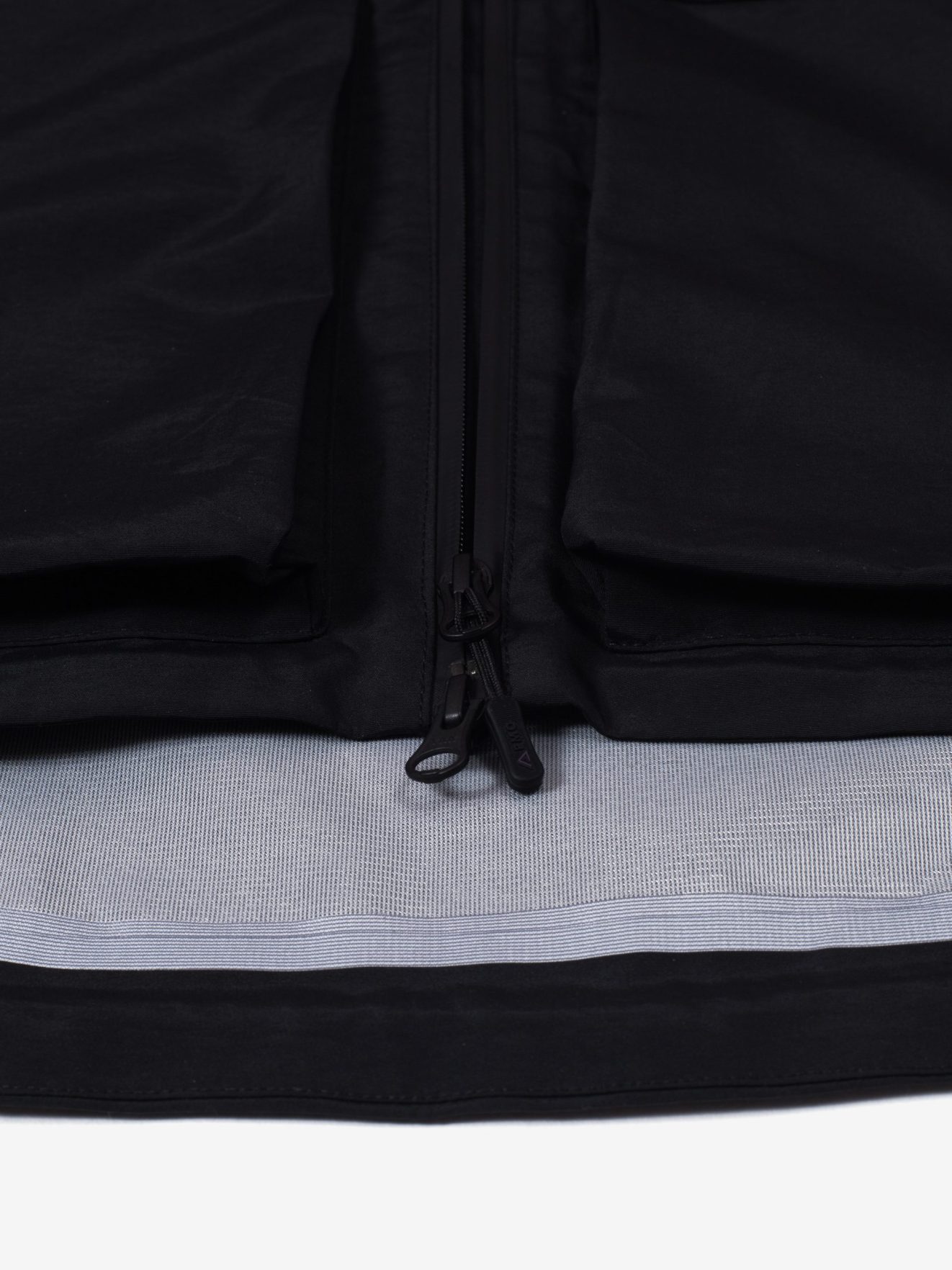 3L Hardshell - Black - Image 2